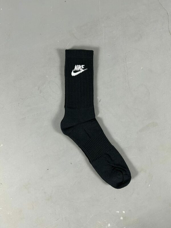 MEIA NIKE (PRETA)