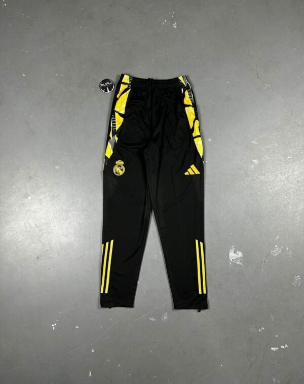 CONJUNTO REAL MADRID 24/25 - Imagem 3