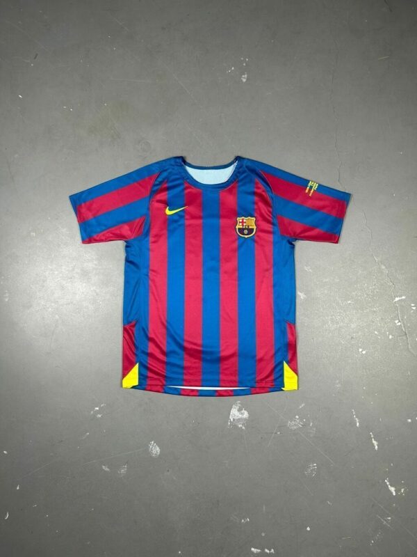 CAMISETA RETRÔ BARCELONA 05/06