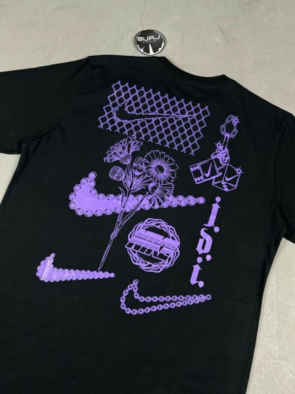 CAMISETA NIKE JUST DO IT FLOWERS (PRETA) - Imagem 2